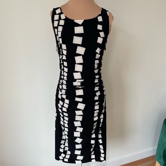 Norma Kamali KAMALIKULTURE Black White Floating Boxes Sleeveless Shirred Dress S - Picture 2 of 11
